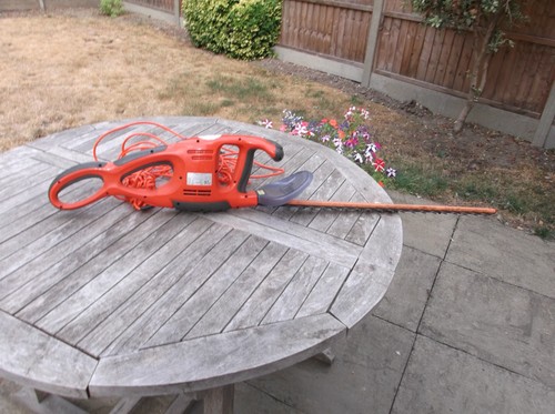 Flymo hedge trimmer corded - hedge,