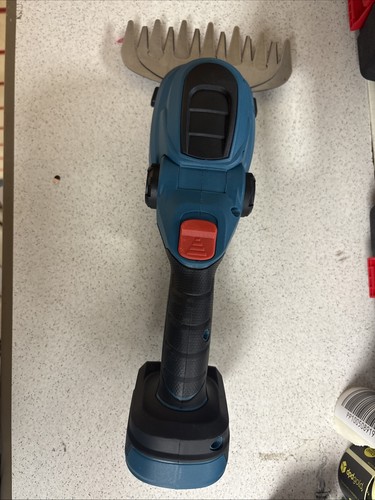 Cordless hedge trimmer lithium - cordless,